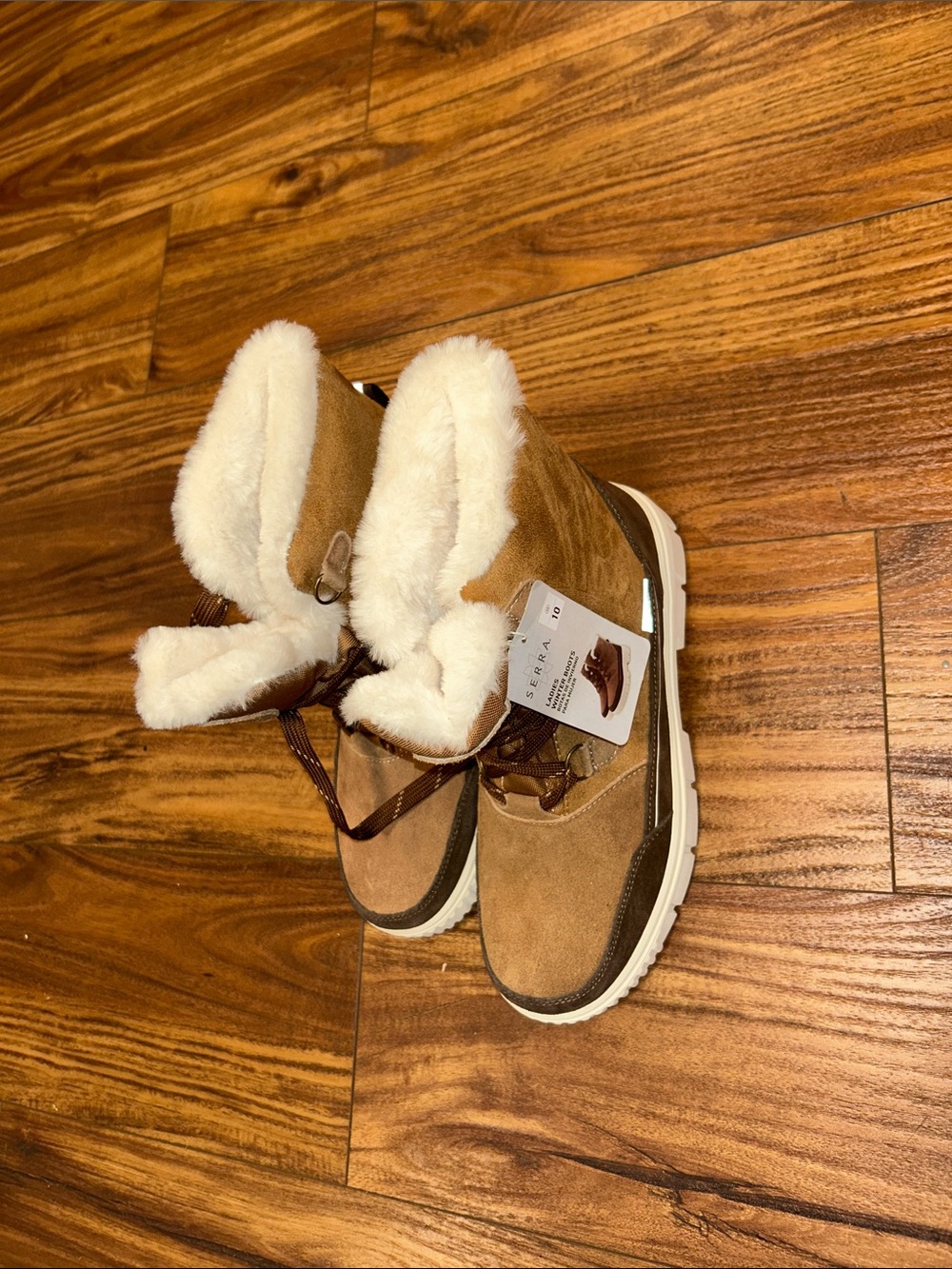 Wome's  Brown Faux-Shearling Winter Boots